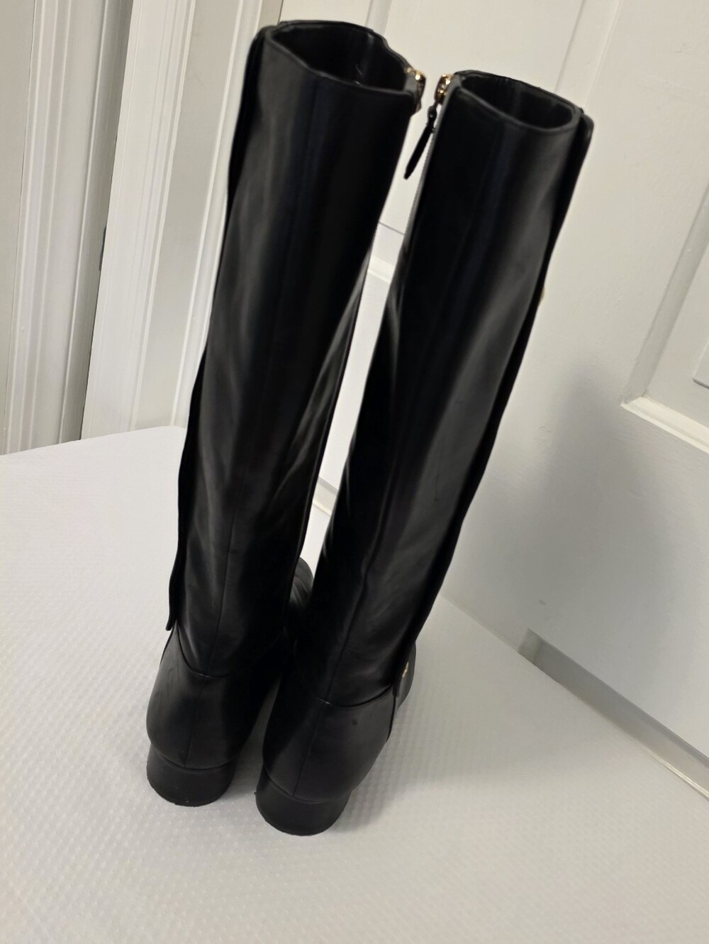 Nine West Black Leather Knee-High Boots W/Gold Button Accents Size 7.5M Nworeyan - Picture 5 of 13